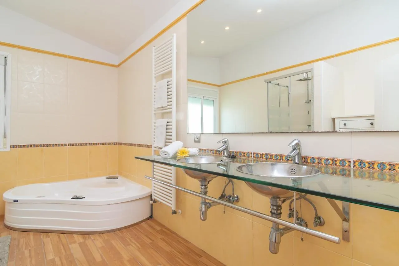 Chalet Romani