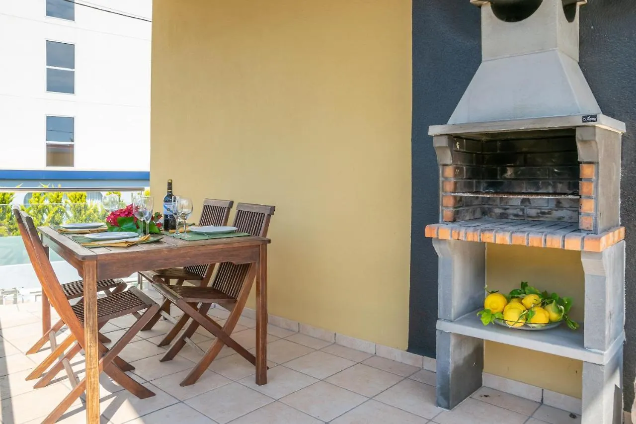 Romani Chalet